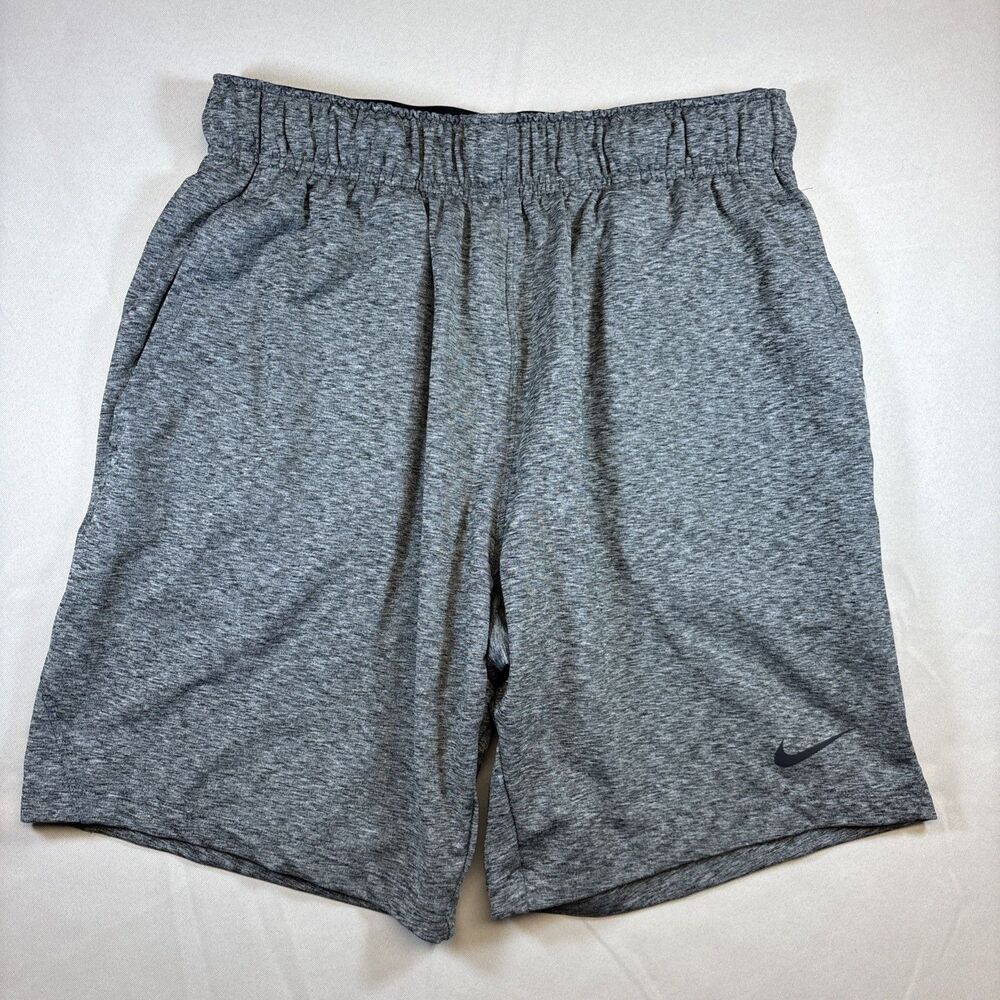 Nike Yoga 2-in-1 Shorts Mens Medium Gray Dri-Fit Training 8” Inseam Athleisure